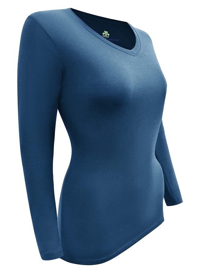 ناتشورال يونيفورمز تيشيرت نسائي بأكمام طويلة وفتحة رقبة على شكل حرف V من ناتشورال يونيفورمز، يُلبس تحت الزي الطبي (أزرق داكن حقيقي، مقاس صغير) - Image 5